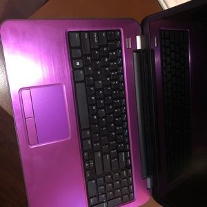 Dell laptop just needs a charger !